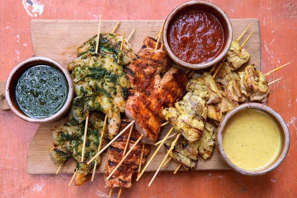 Red chile pork brochettes