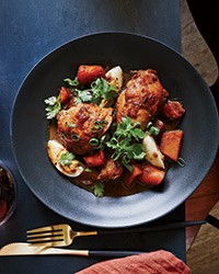 Red-cooked chicken with potatoes and eggs