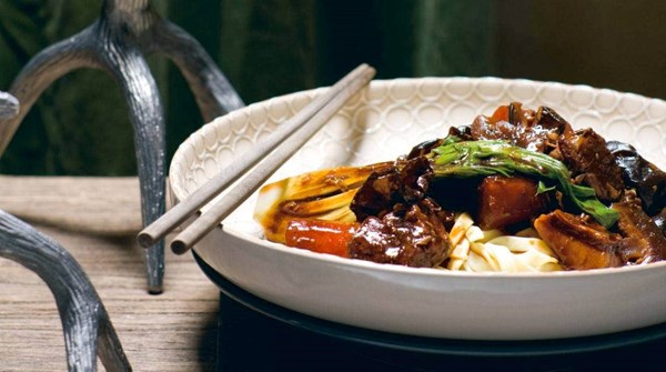 Red cooked pork and vegetables