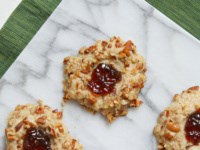 Red currant thumbprint cookies