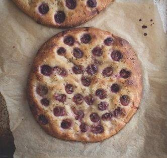 Red grape and fennel seed schiacciata [Victoria Osbourne]