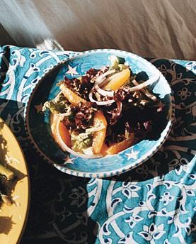 Red leaf salad with oranges