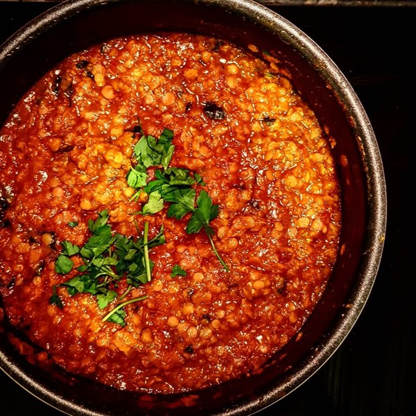 Red lentil & mandarin curry