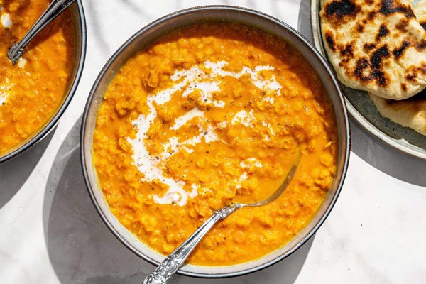 Red lentil coconut soup