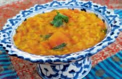 Red lentil curry (Dal makhani)