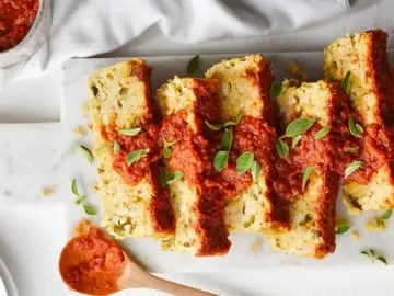 Red lentil loaf with smoky tomato sauce