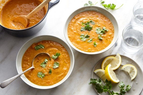 Red lentil soup with lemon