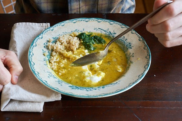 Red lentil soup with lemon