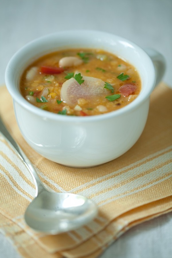 Red lentil soup with turnip & parsley