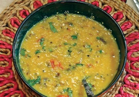 Red lentils with tomatoes and cilantro (Masoor dal)