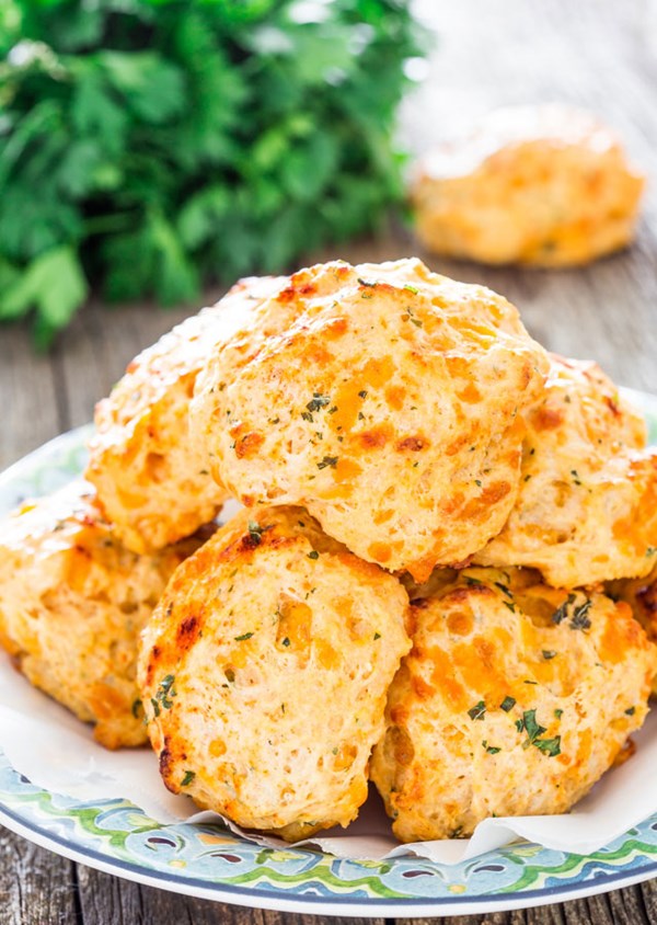 Red Lobster cheddar bay biscuits