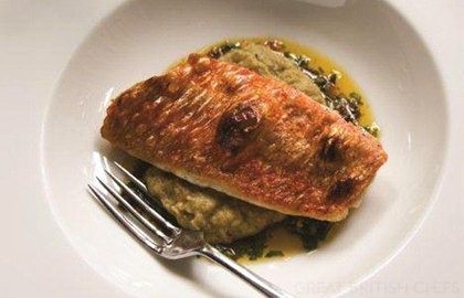 Red mullet with chilli and garlic oil