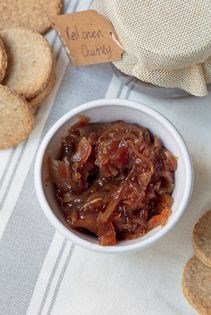 Red onion chutney