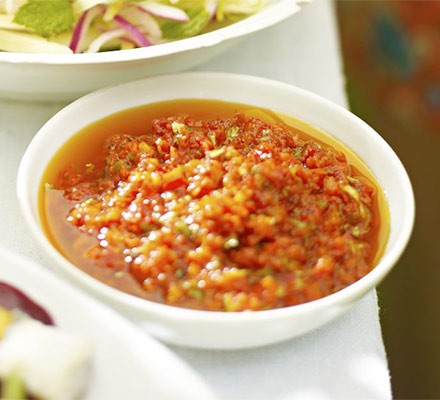 Red pepper & tomato relish