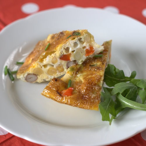 Red pepper and chickpea frittata
