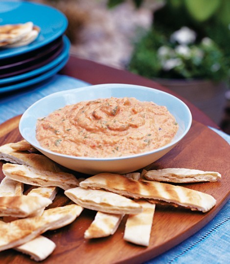 Red pepper, aubergine and coriander dip