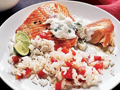 Red pepper-coconut rice