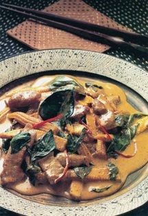 Red pork curry with baby corn