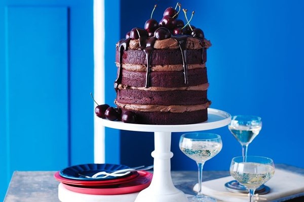 Red velvet cake with roasted dark chocolate cream