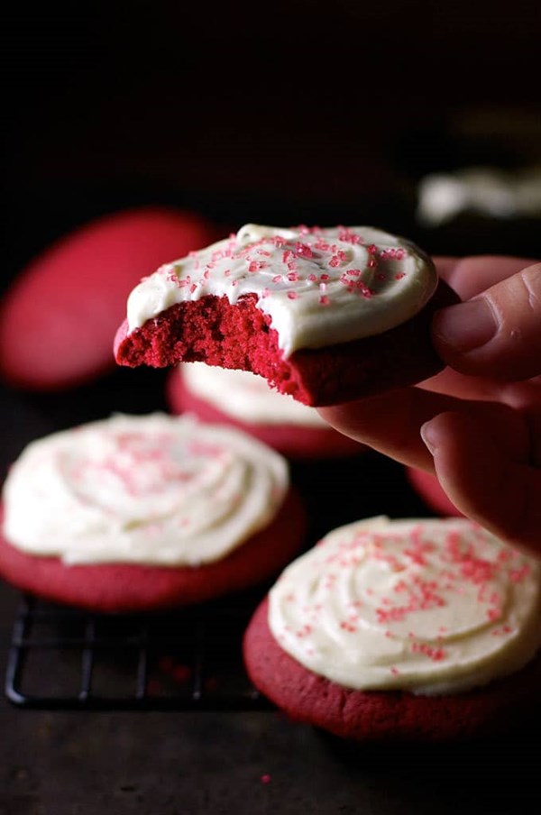 Red velvet cookies