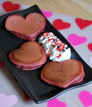 Red velvet pancakes