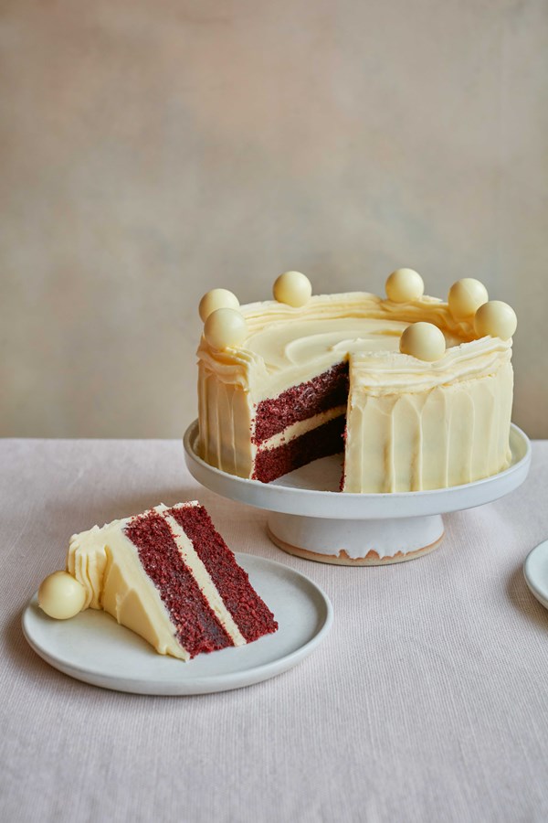 Red velvet sandwich cake