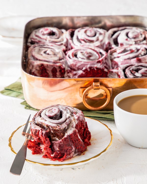 Red velvet sweet rolls
