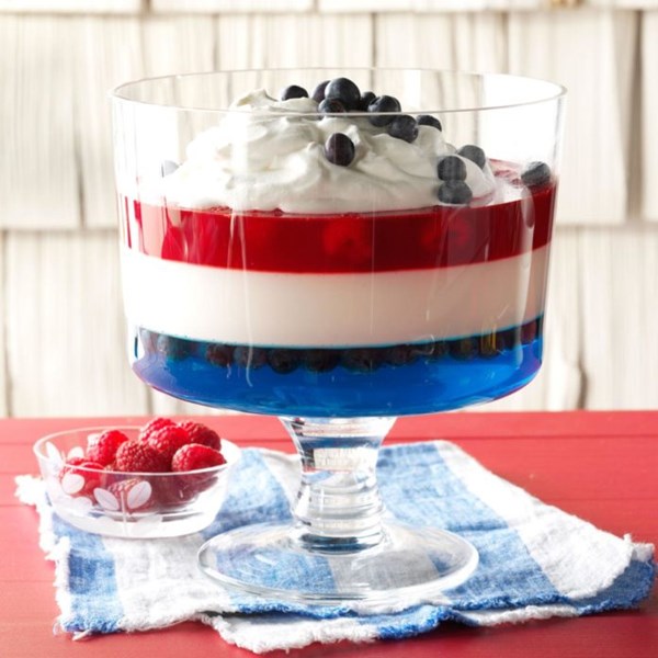 Red, white ’n’ blue salad