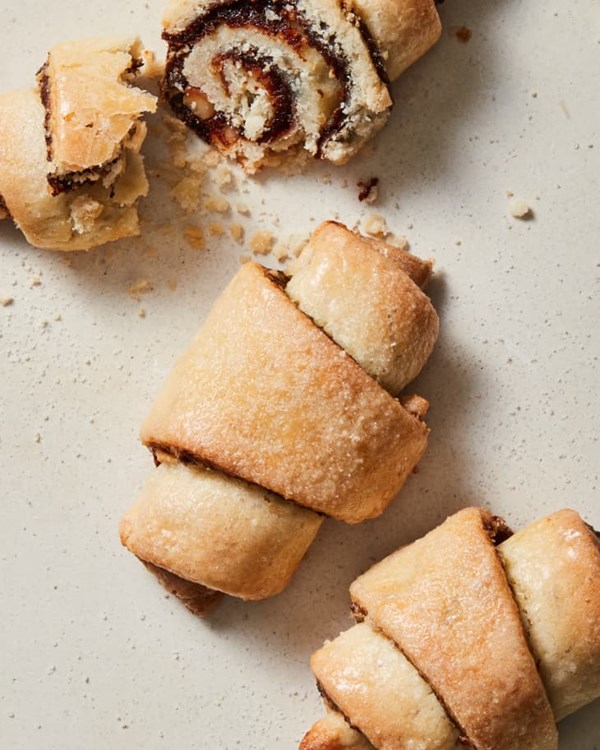 Red wine and prune rugelach 