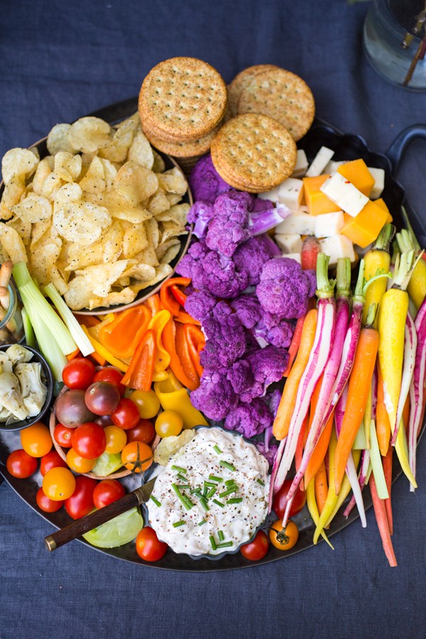 Red wine caramelized onion dip