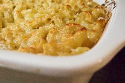 Reduced-guilt macaroni & cheese