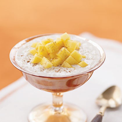 Reduced milk with cardamom and mango (Maangai pal paysam)