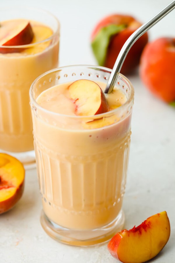 Refreshing peach smoothie