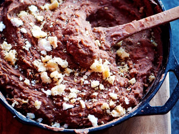 Refried beans (Frijoles molidos)