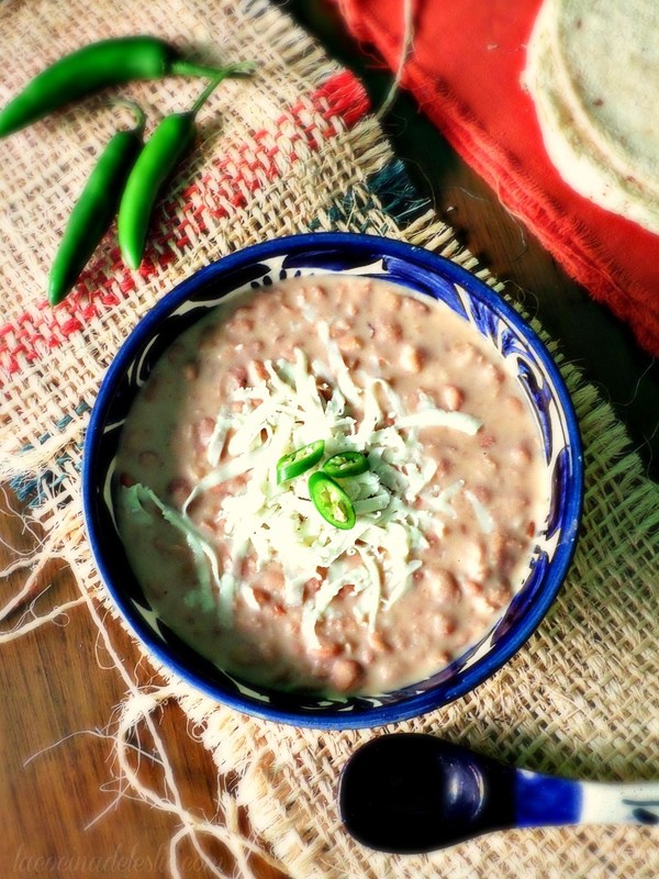 Refried beans (Frijoles refritos)