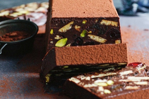 Refrigerator cake