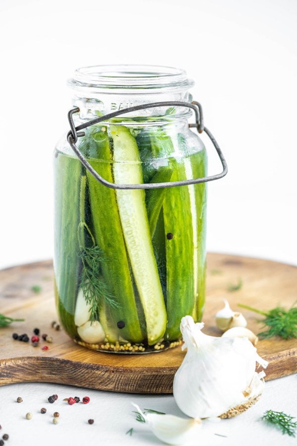 Refrigerator dill pickles