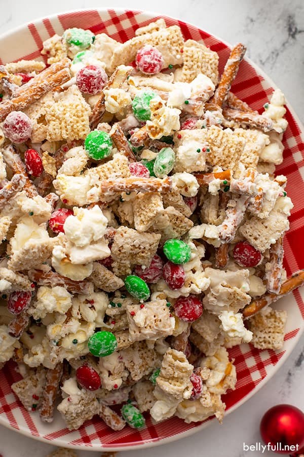 Reindeer chow Christmas snack mix