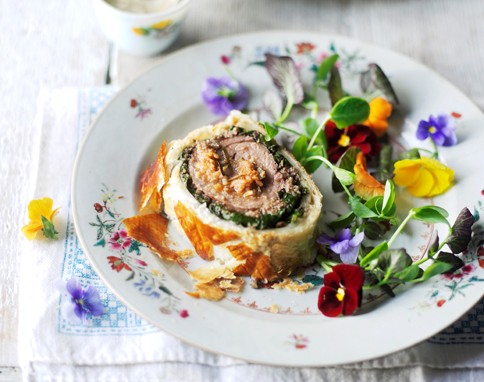 Rendang beef Wellington