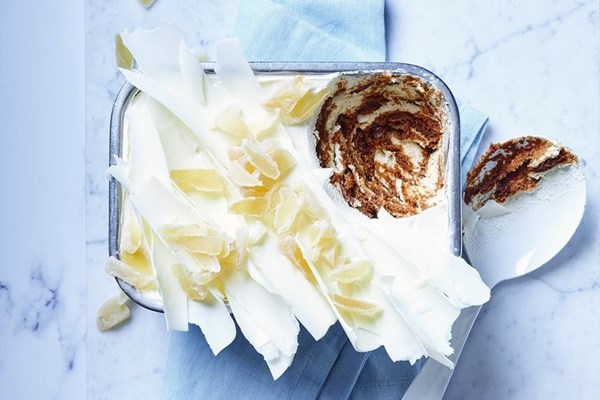 Retro ginger snap cream cake