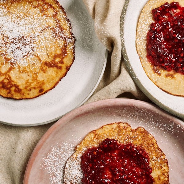 Retro oat flour pancakes