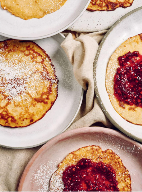 Retro oat flour pancakes with cottage cheese and peanut butter
