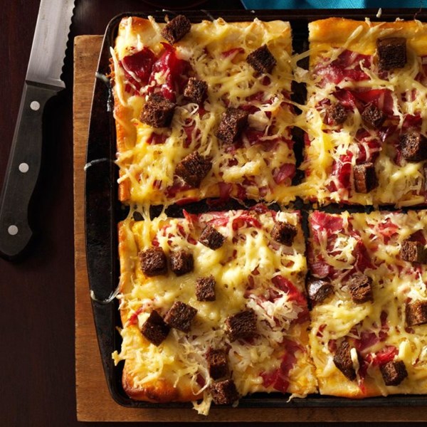 Reuben-style pizza