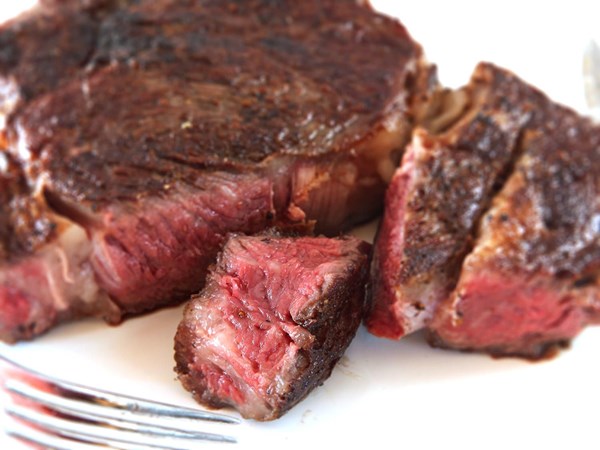 Reverse-seared steak