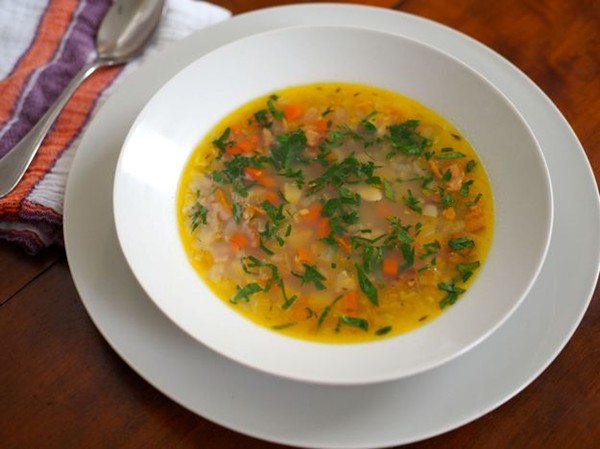 Rhode Island clam chowder with white wine and bacon