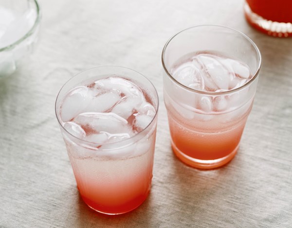 Rhubarb & ginger shrub