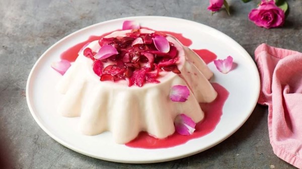 Rhubarb & rosewater panna cotta