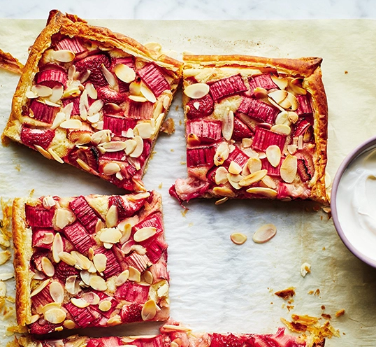 Rhubarb + strawberry frangipane tart