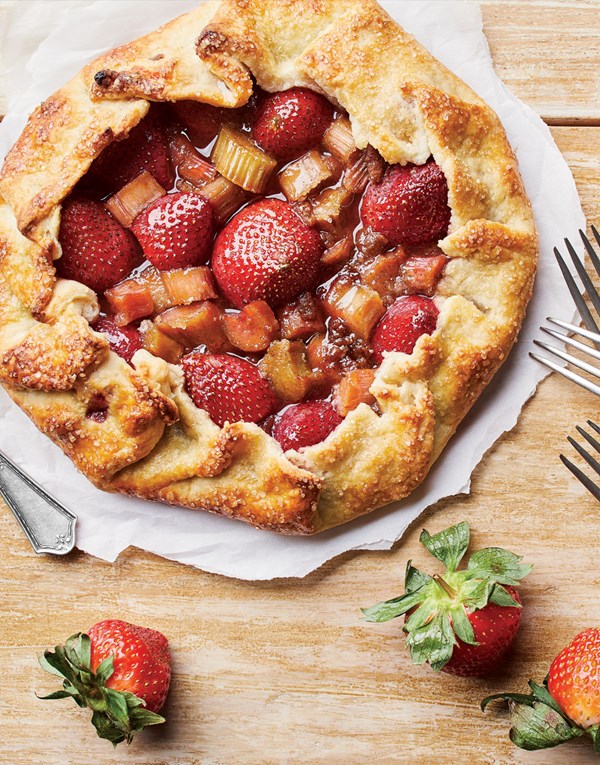 Rhubarb & strawberry galette