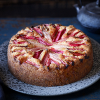 Rhubarb almond cake with orange